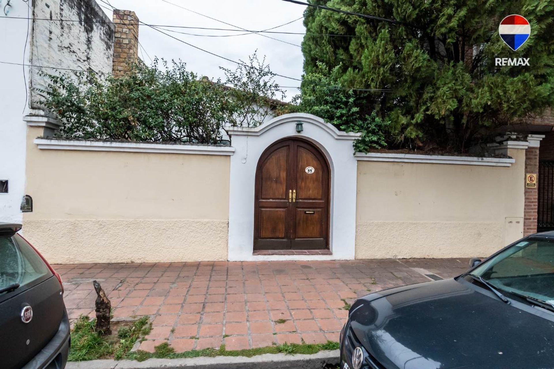 CASA VENTA APTA CREDITO ZONA SHOPPING ALTO NOA - foto 1