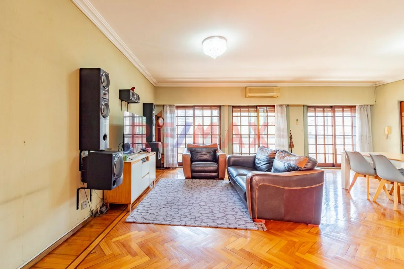 Piso de 7 ambientes en venta en San Cristóbal, Avenida Jujuy 1000, foto 3