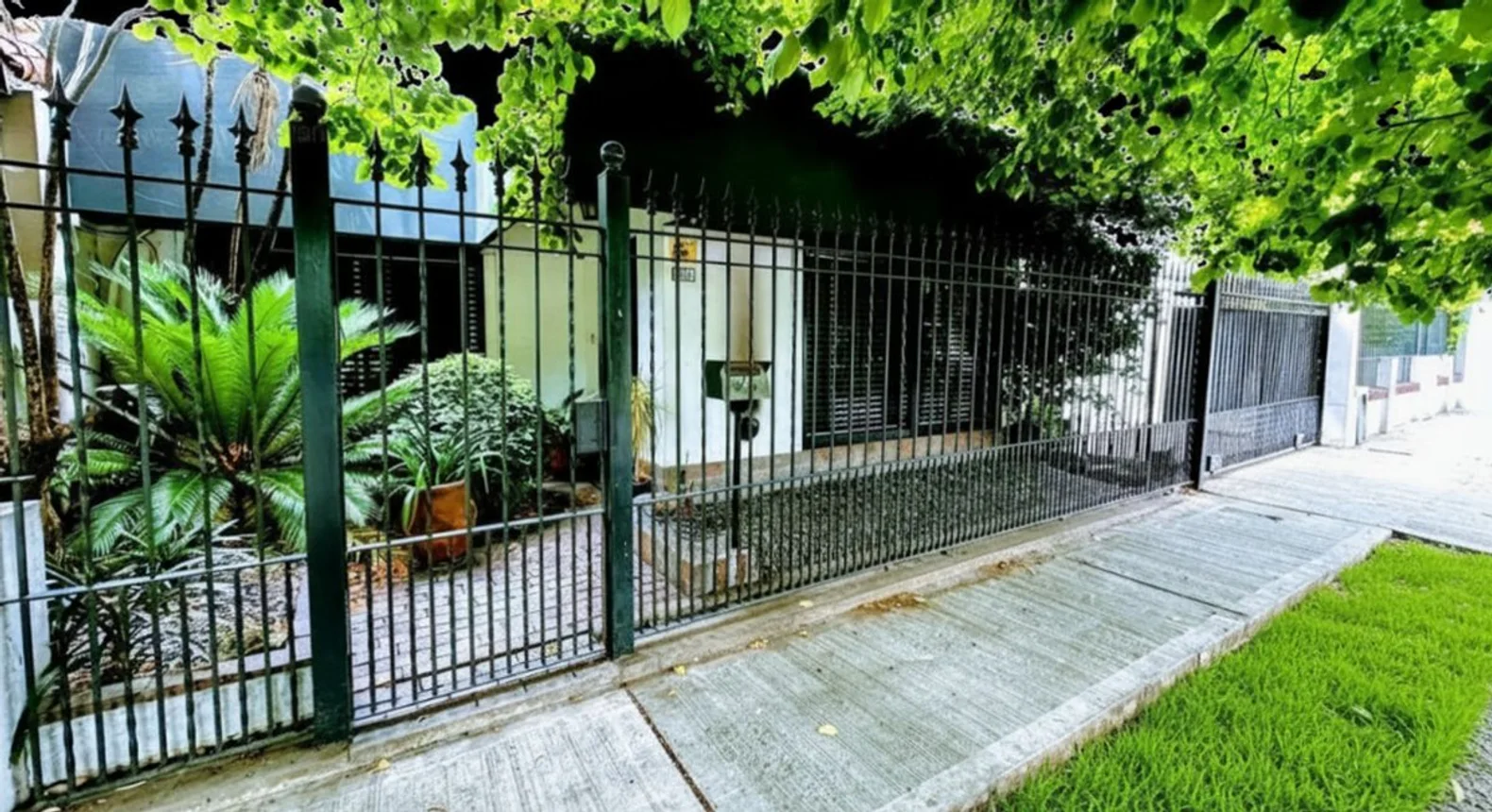 Casa en venta en Morón, foto 2