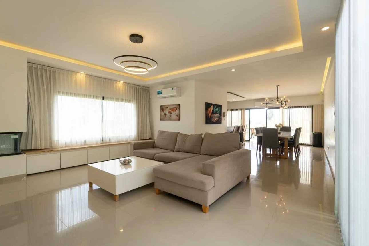 Casa tríplex en venta en La Plata, foto 4