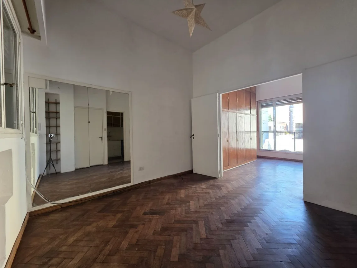 Departamento en venta en Constitución, Carlos Calvo 900