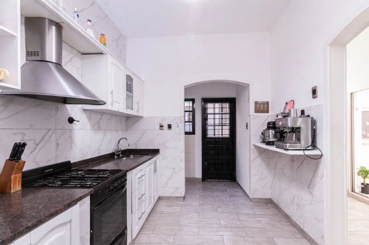 Casa de 4 ambientes en venta en Gerli, Vélez Sársfield 1400