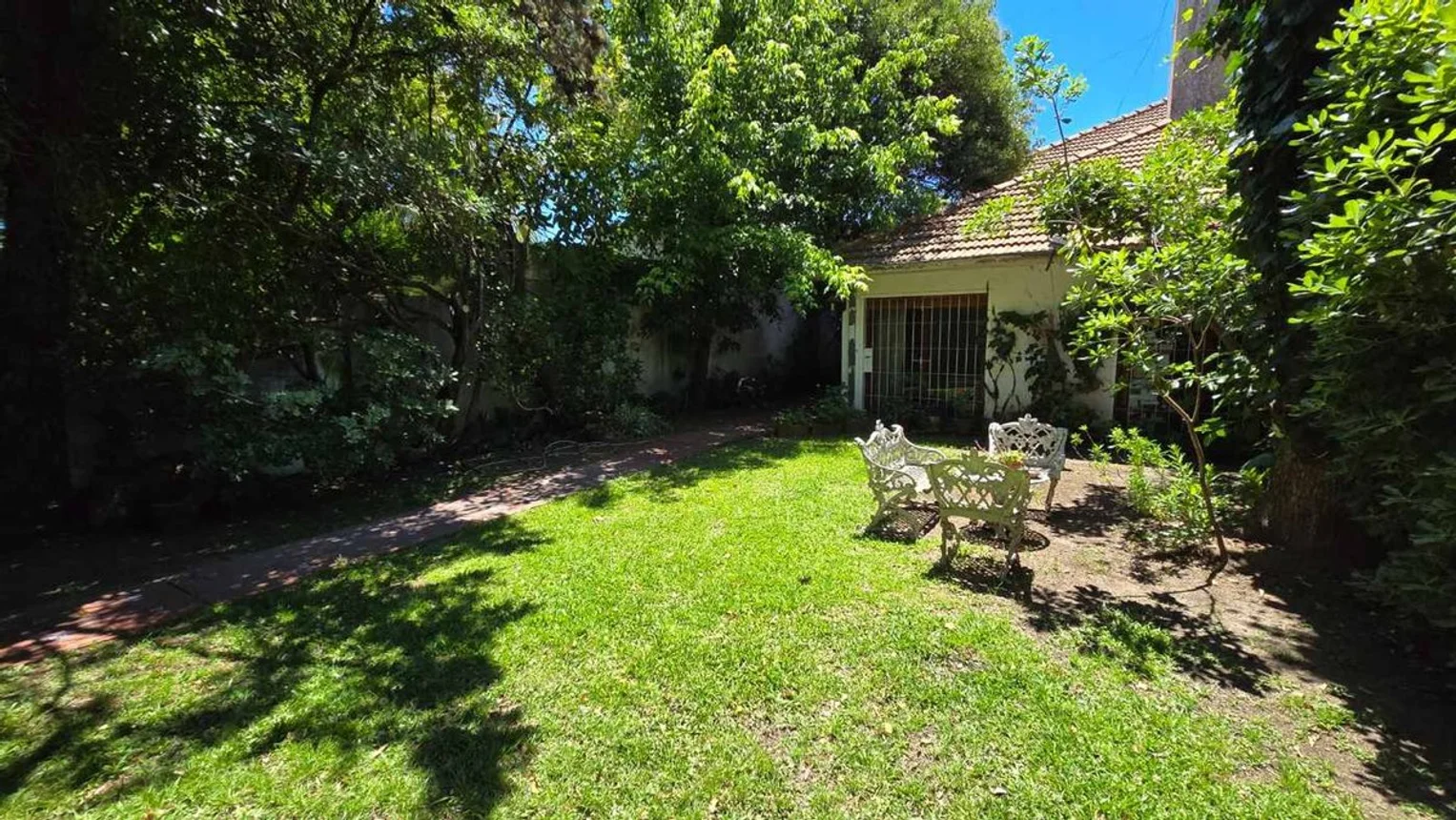 Casa de 5 ambientes en venta en Bernal Este, Yapeyú 500, foto 2