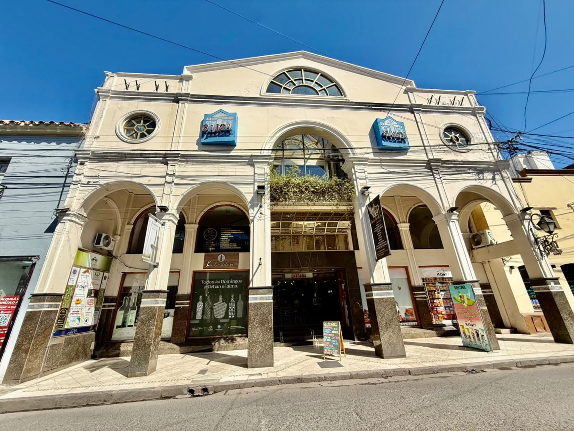 GALERÍA COMERCIAL ALQUILER MICROCENTRO SALTA - foto 2