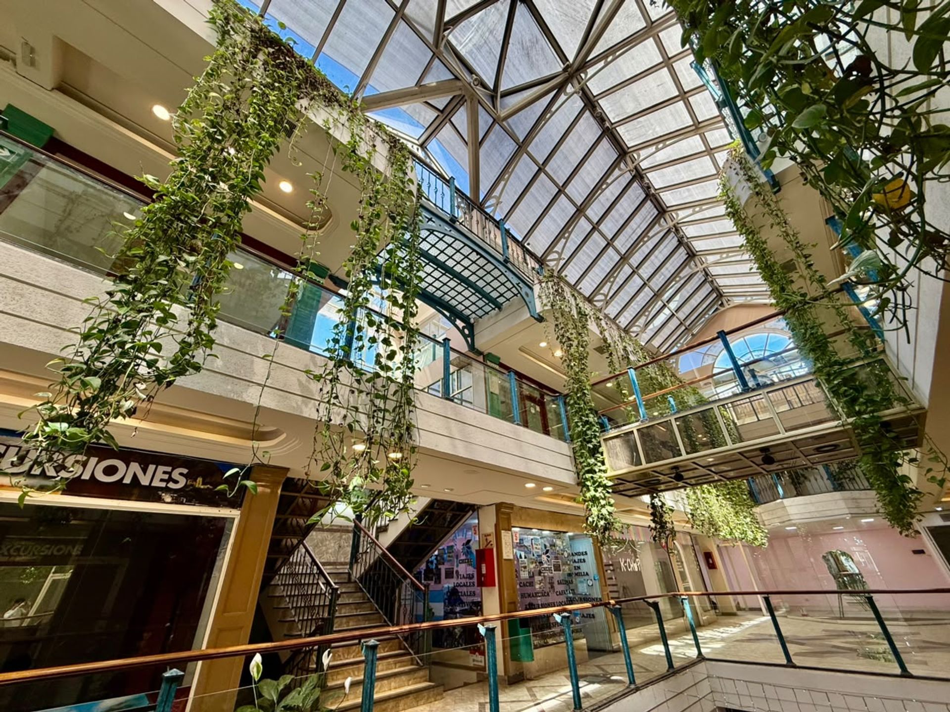 GALERÍA COMERCIAL ALQUILER MICROCENTRO SALTA - foto 5