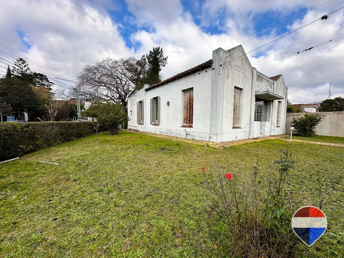 Casa en venta en Burzaco