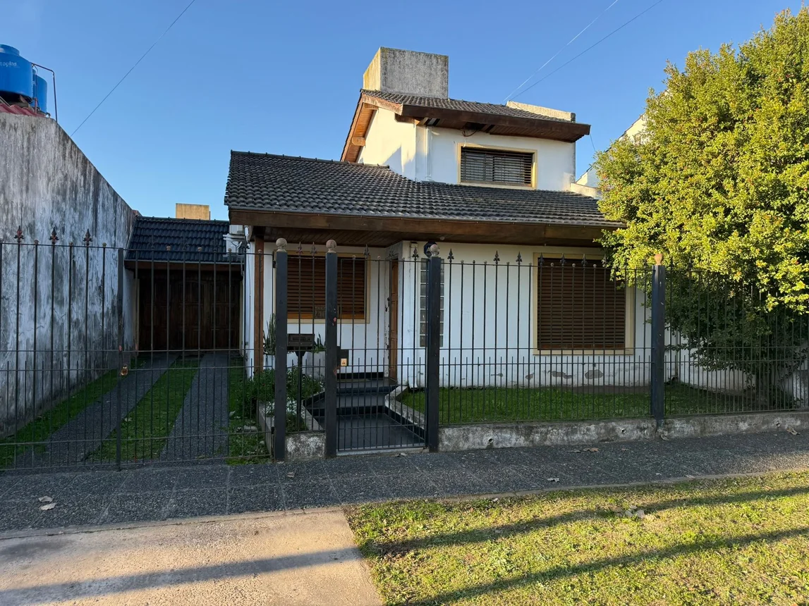 Casa en venta en José C. Paz