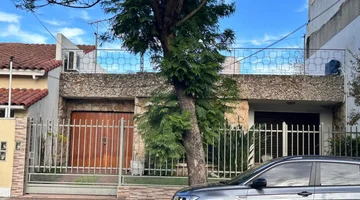 VENTA CASA SAN JUSTO CENTRO 3 AMBIENTES