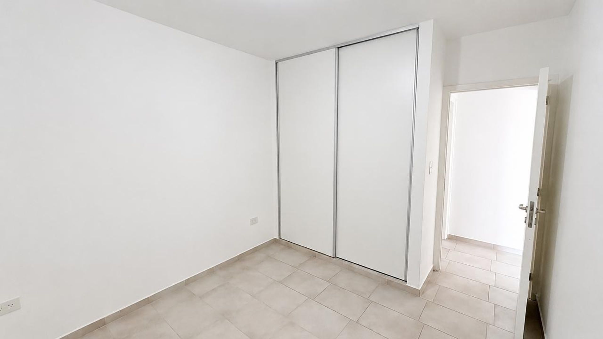 DEPARTAMENTO VENTA ZONA TRES CERRITOS CON COCHERA - foto 9