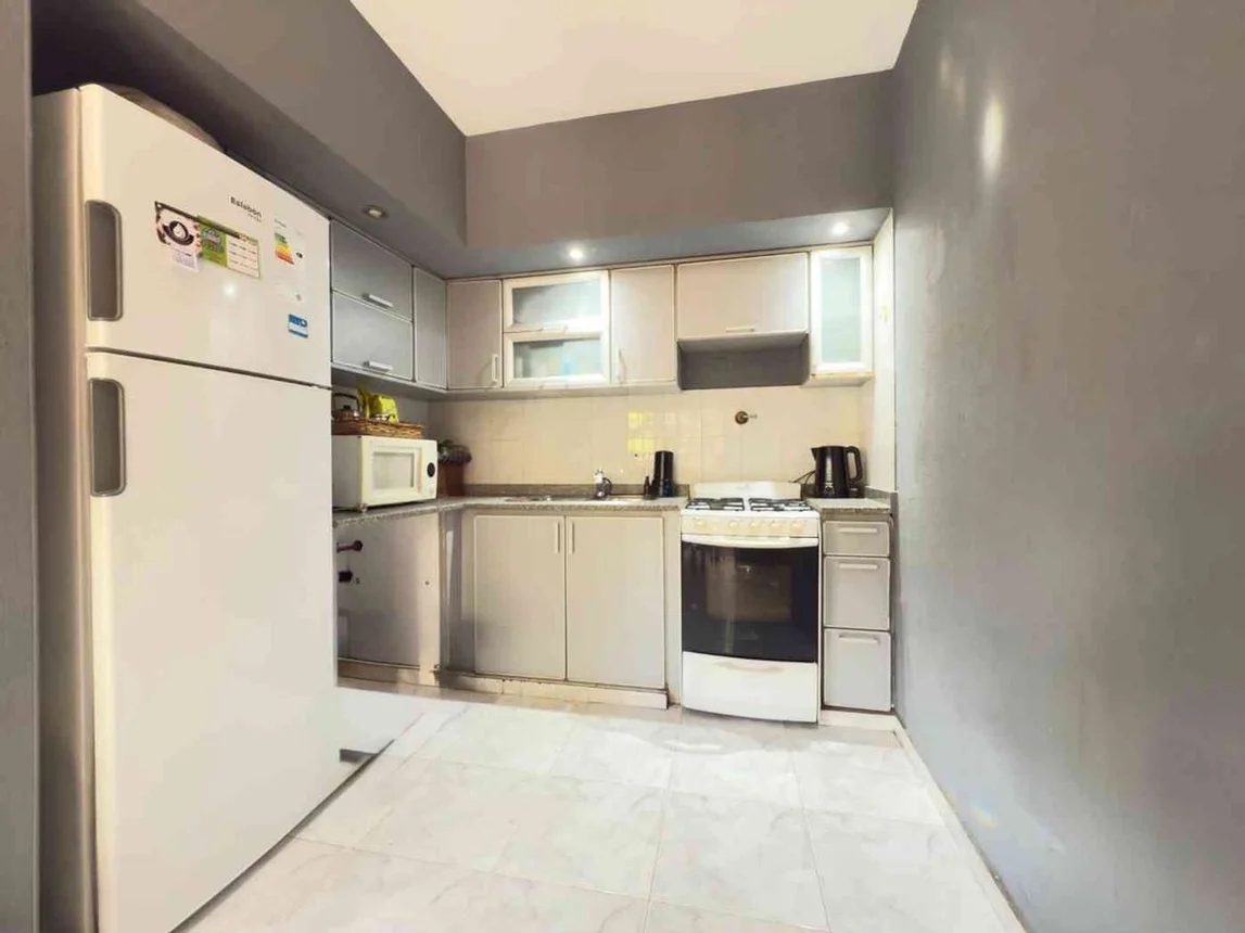 Casa dúplex de 4 ambientes en venta en Quilmes, Pringles Entre Hernandez y Guiraldes 54121381900, foto 2