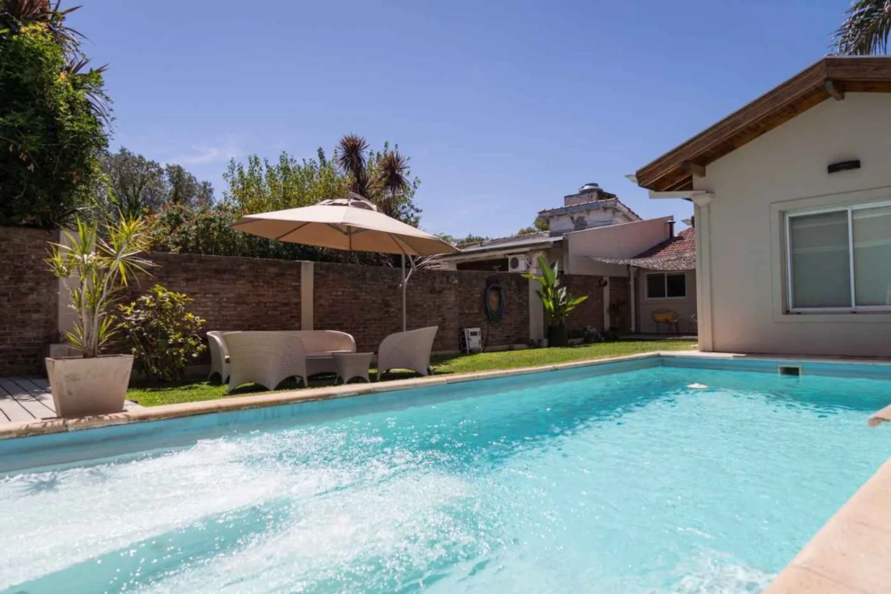 Casa en venta en quilmes, foto 2