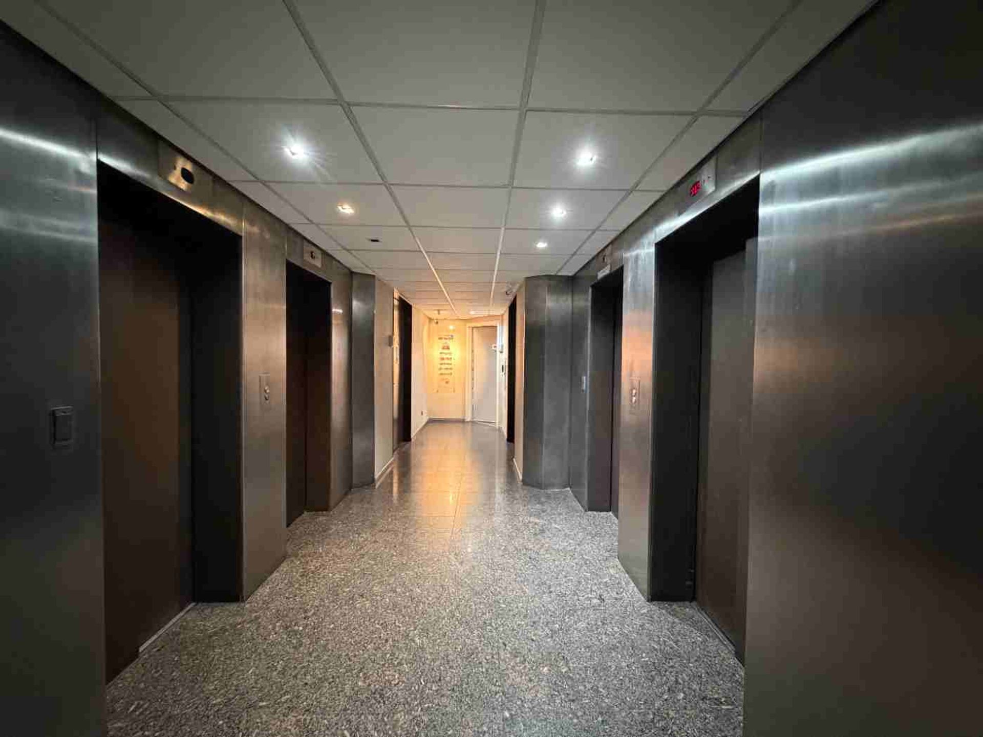Foto 6 — VENTA OFICINA IMPECABLE ESTADO COCHERA MICROCENTRO