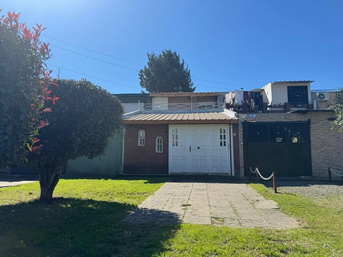 PH de 4 ambientes en venta en Villa Tesei, Juan Jufre 300