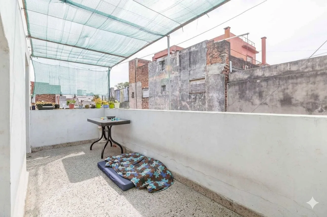 Casa de 6 ambientes en venta en Caseros, Perú 3200, foto 3