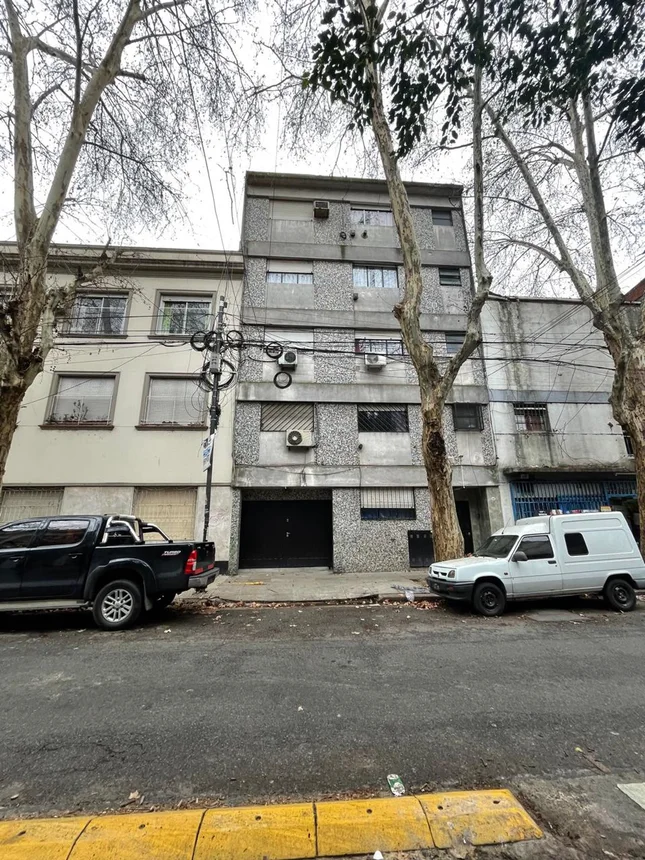 Departamento de 2 ambientes en venta en Monserrat, Carlos Calvo 2000