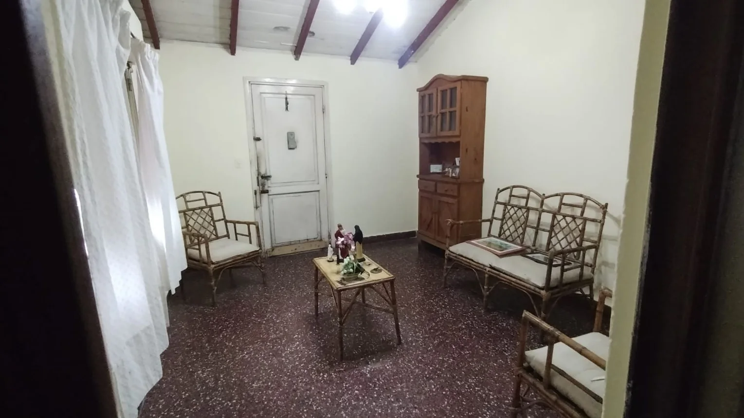 Casa de 5 ambientes en venta en Valentín Alsina, Coronel Murguiondo 1600, foto 3