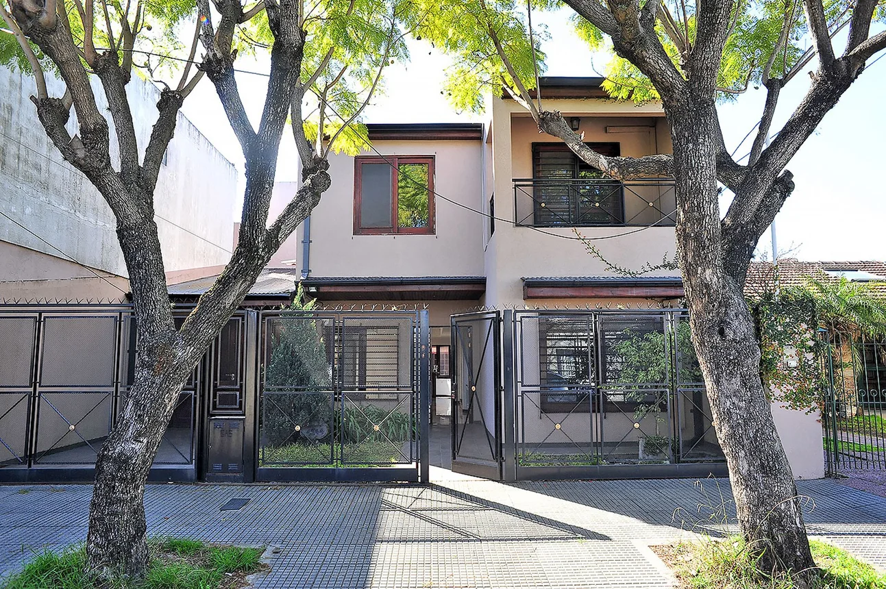 Casa en venta en Ezpeleta Este, José Evaristo Uriburu 4200