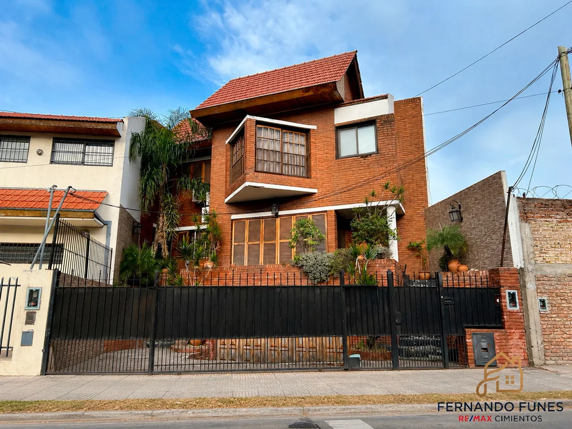 Casa de 6 ambientes en venta en Martín Coronado, Panamá 6600, foto 3