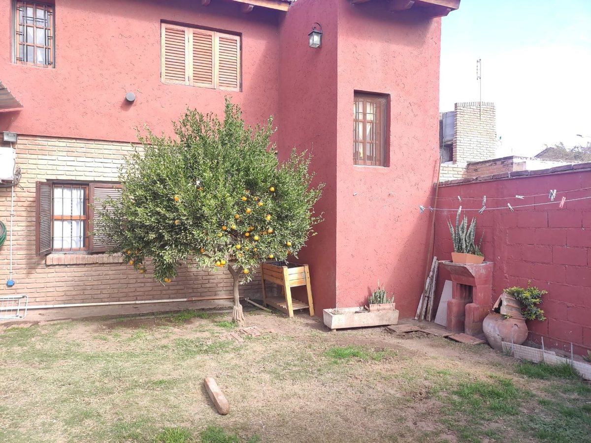 Foto 11 — CASA 3 DORM. CON PILETA GRANJA DE FUNES ZONA NORTE