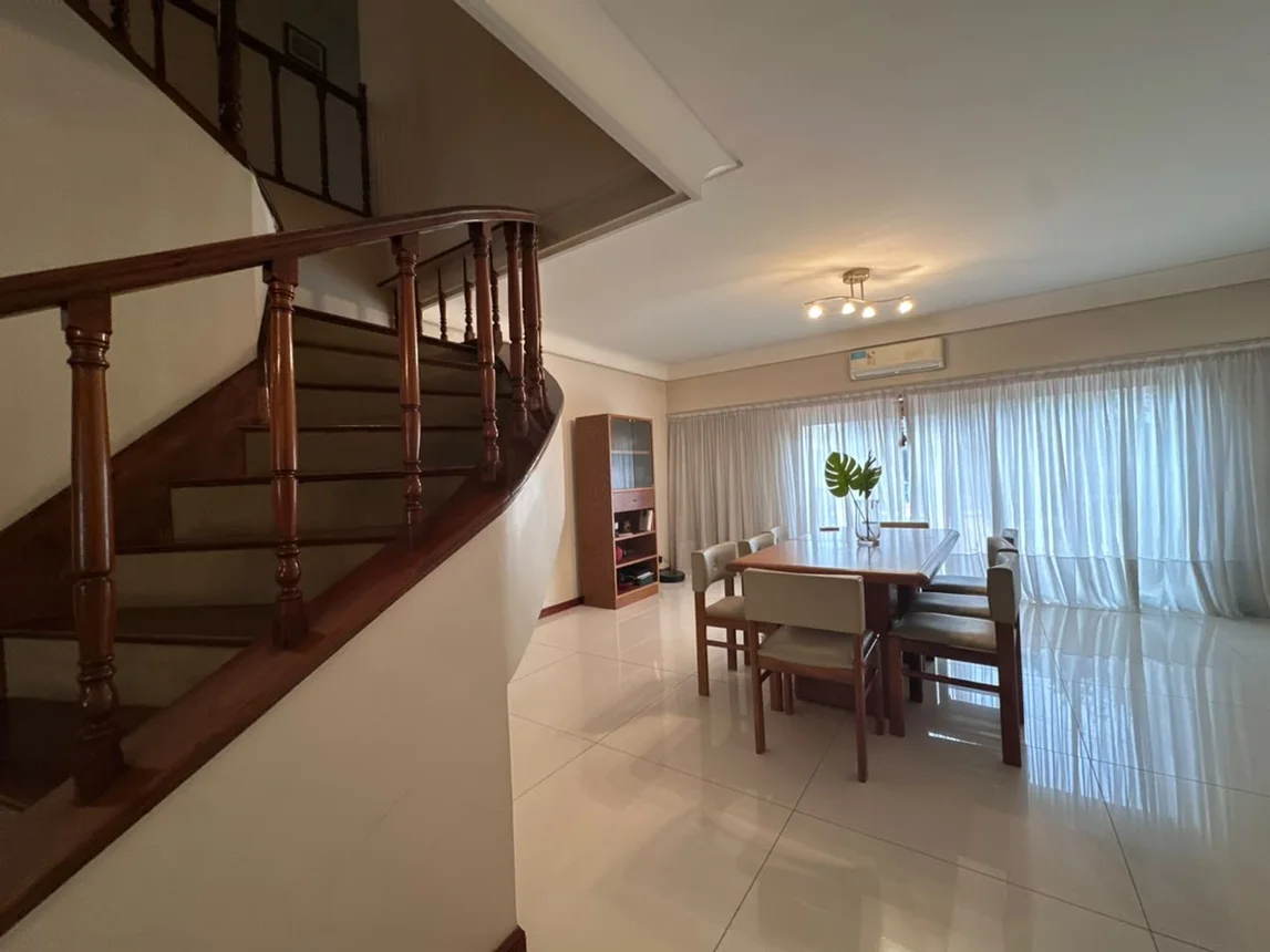 Casa en venta en Sáenz Peña, foto 2