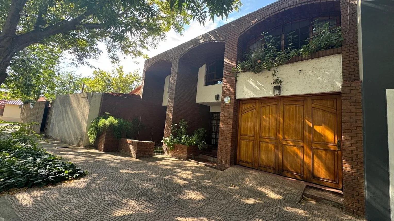 Casa en venta en Godoy Cruz, foto 2