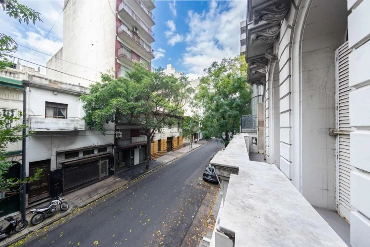 Departamento de 5 ambientes en venta en Balvanera, Venezuela 1800, foto 4