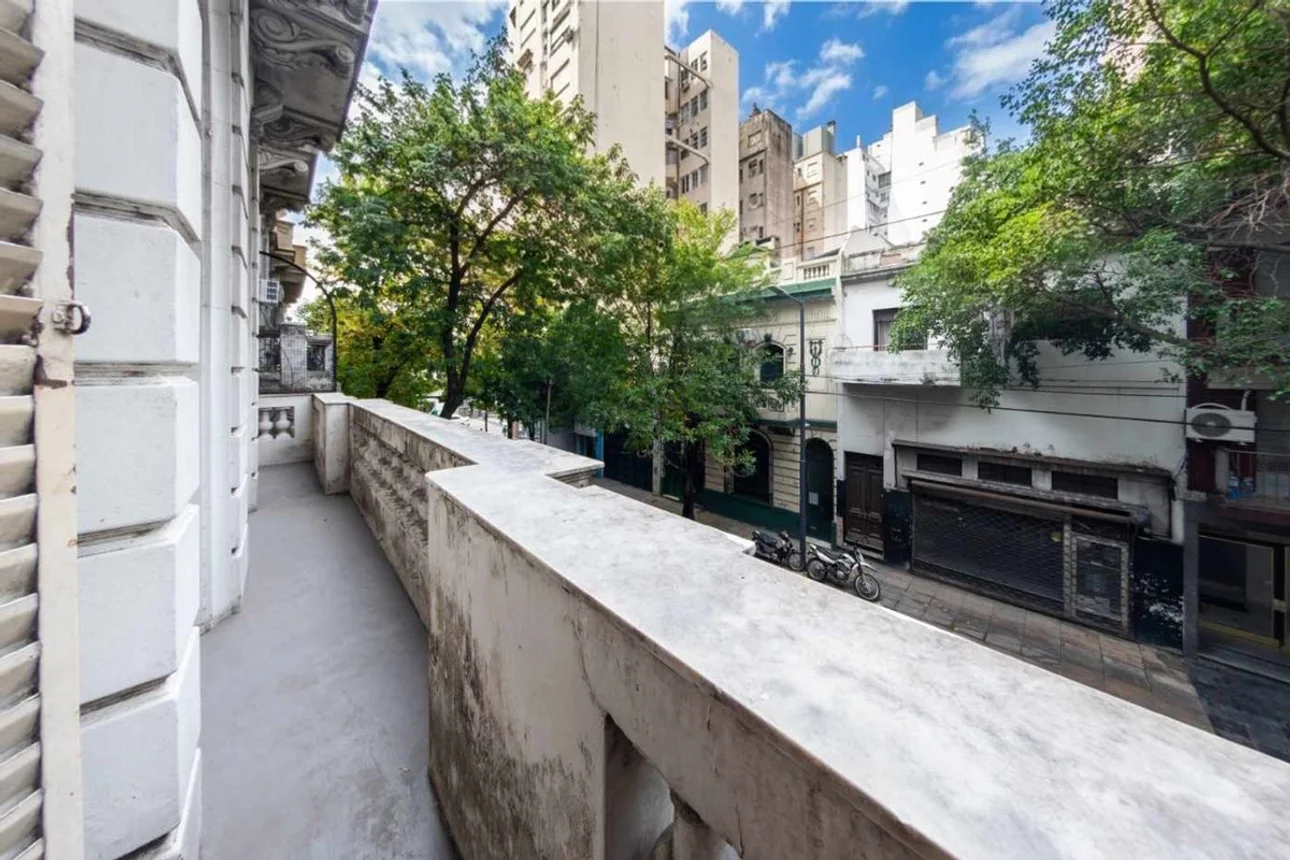 Departamento de 5 ambientes en venta en Balvanera, Venezuela 1800, foto 3