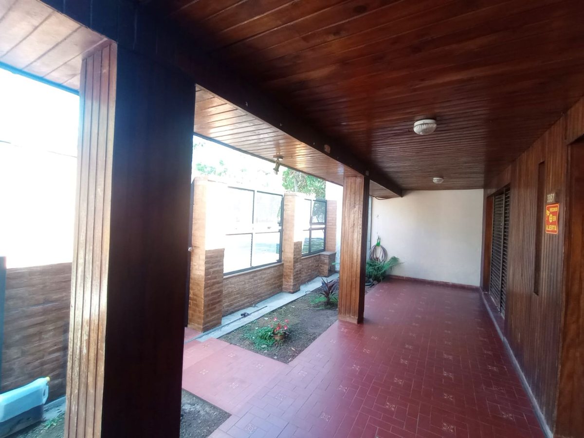 Foto 31 — CASA VENTA 4 AMBIENTES CASTELAR