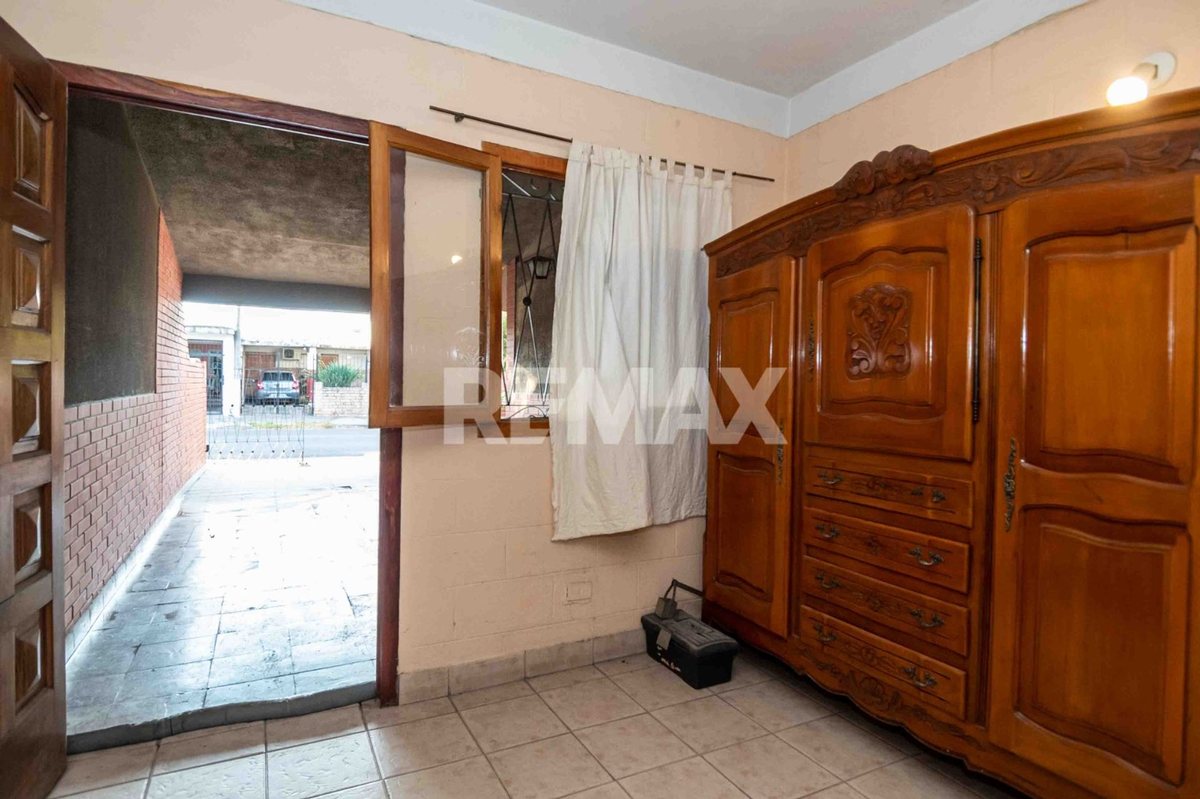 CASA VENTA B° INTERSINDICAL ZONA SUR APTO CREDITO - foto 6