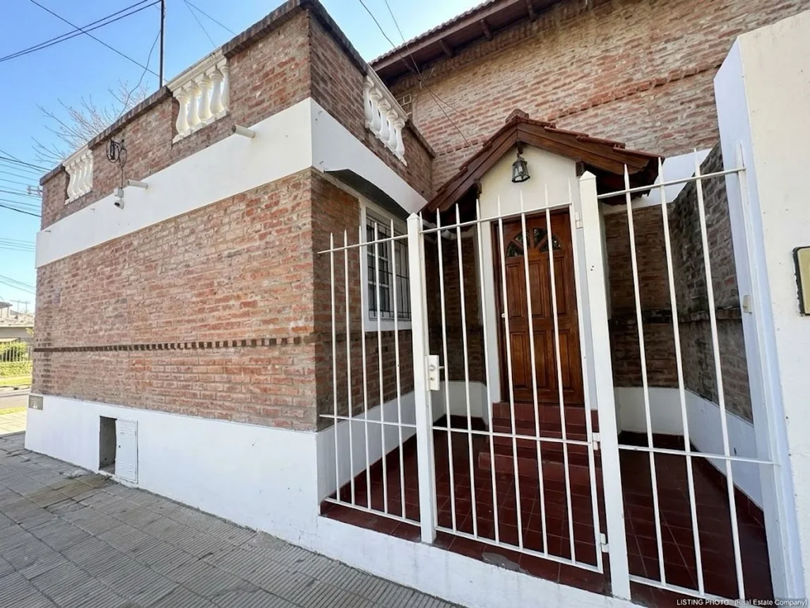PH de 3 ambientes en venta en Lomas de Zamora, Alberto Gómez 0