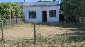 Venta 2 casas ,terreno  Jardines del Hipódromo