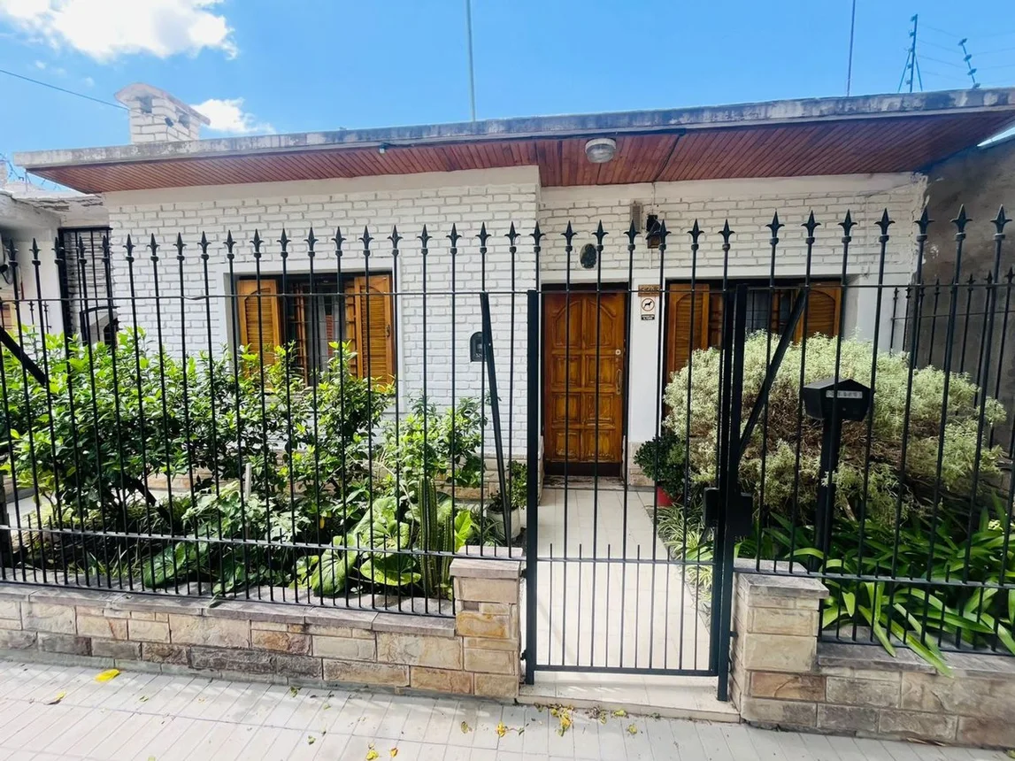 Casa en venta en Mendoza, foto 3
