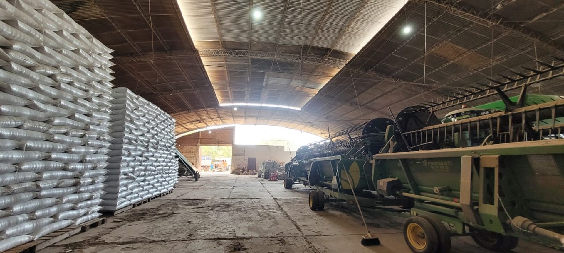 GALPON VENTA DE 3300 M2 EN EMBARCACIÓN - foto 7