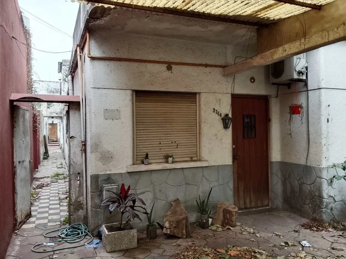 Casa de 7 ambientes en venta en Sarandí, Mansilla 2700, foto 4