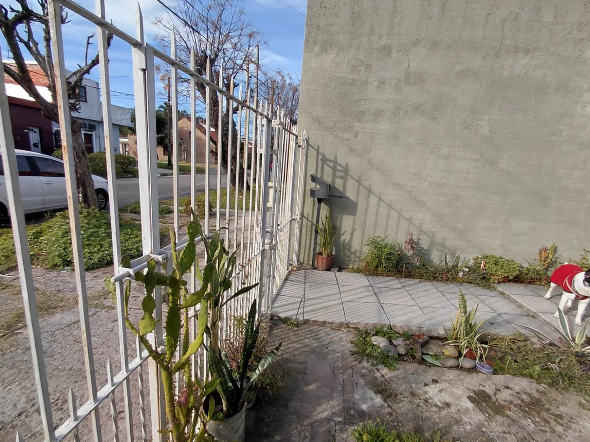 Casa en venta en Lomas de Zamora, foto 2