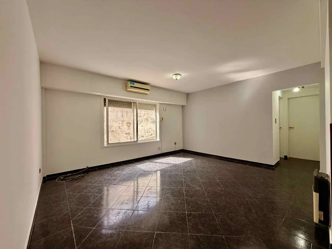 PH de 2 ambientes en venta en Valentín Alsina, Doctor Alfredo Palacios 2900