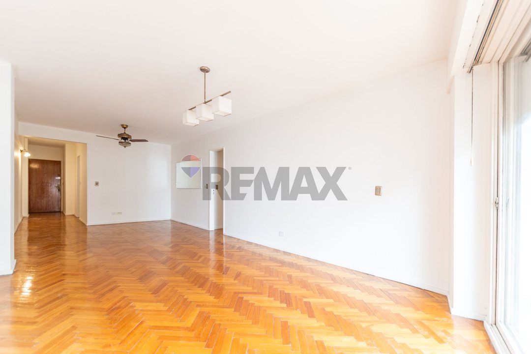 VENTA DTO 4 AMB + DEPENDENCIA COCHERA CABALLITO