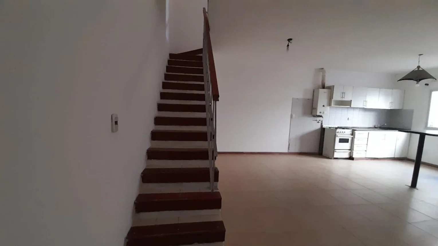 PH de 2 ambientes en venta en Rosario, Avenida Presidente Perón 3500, foto 4
