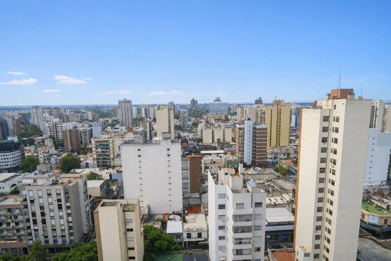 Departamento de 4 ambientes en venta en Quilmes, Avenida Hipólito Yrigoyen 500, foto 3