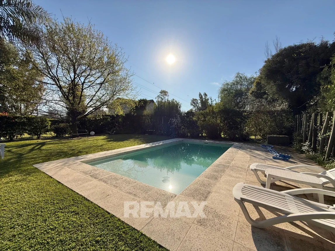 Casa en venta en Pilar, foto 3
