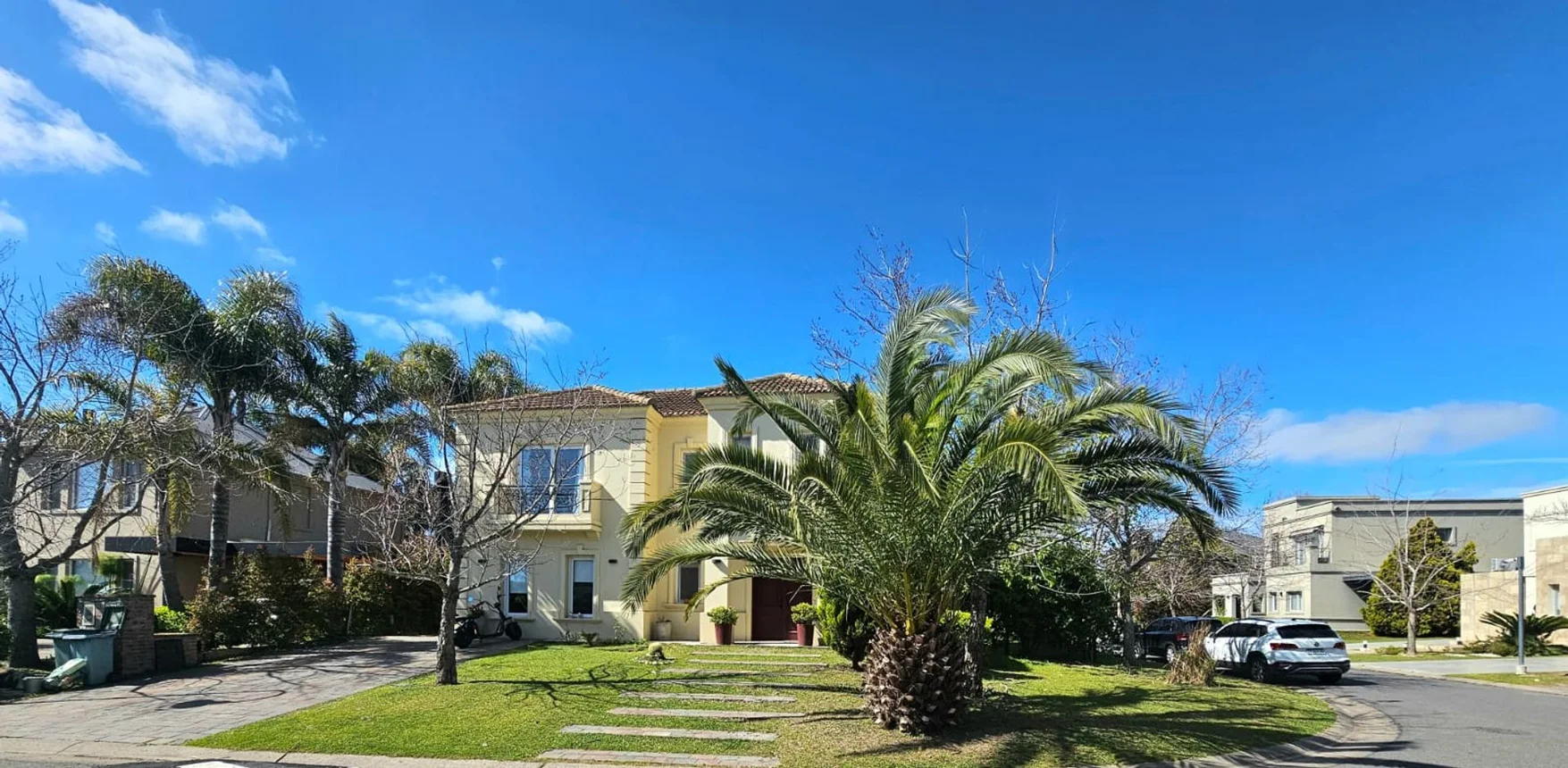 Casa de 5 ambientes en venta en Nordelta, Avenida de los Lagos 5300