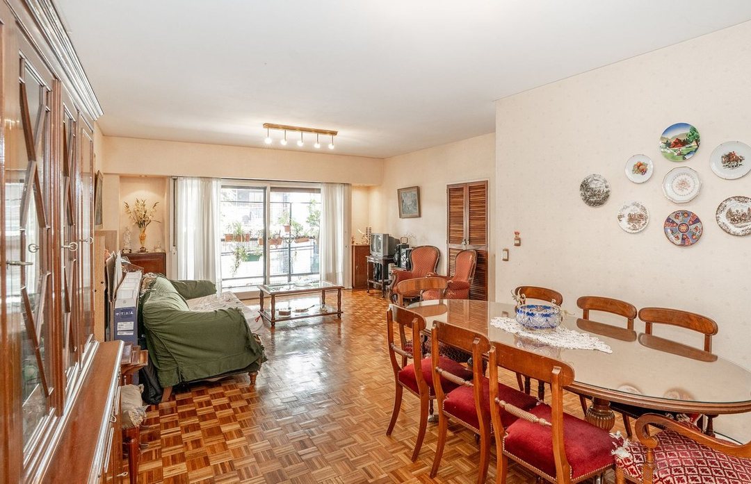 DEPARTAMENTO VENTA 4 AMBIENTES SEMI PISO CABALLITO