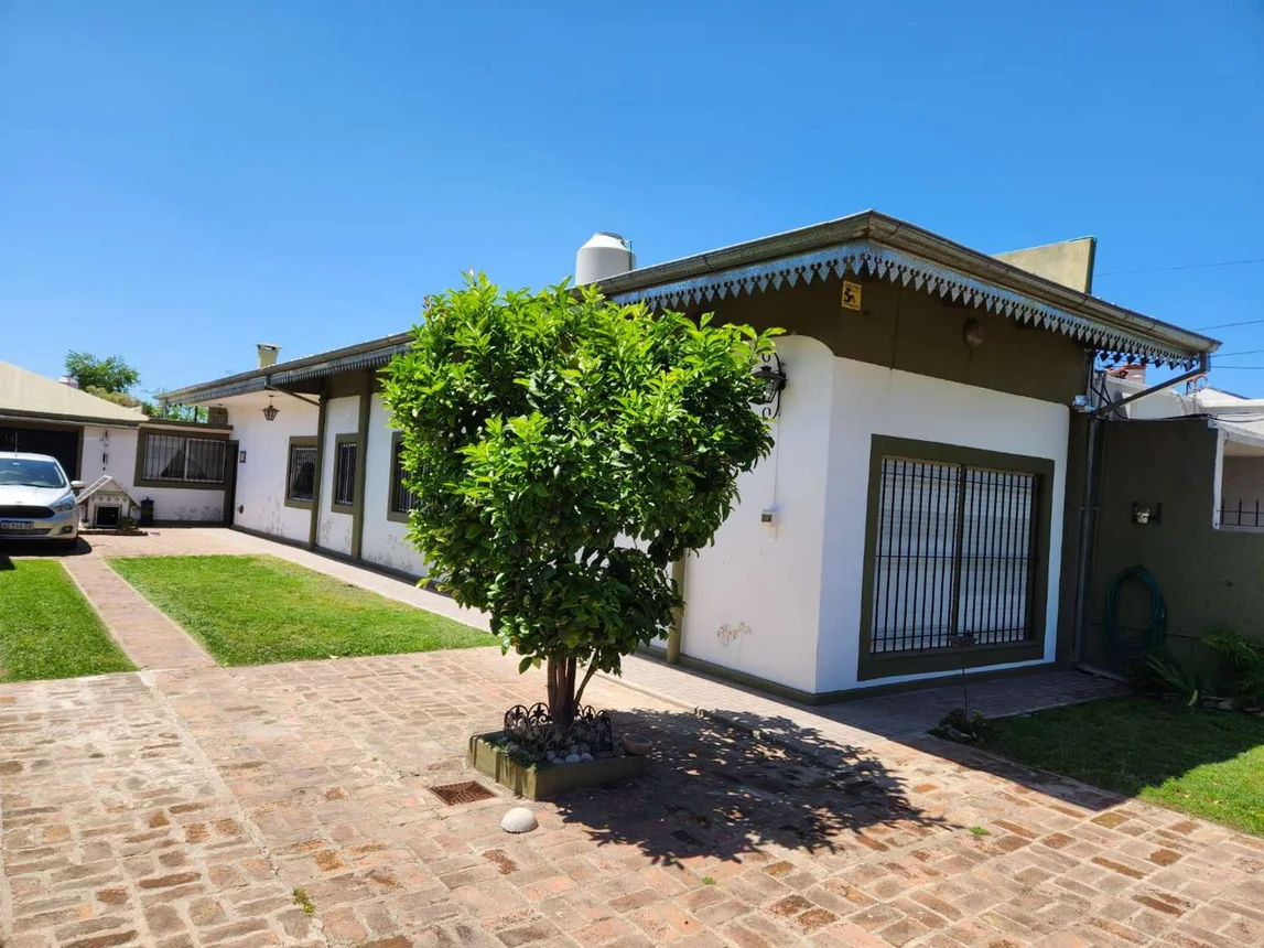 Casa de 4 ambientes en venta en Llavallol, Wilde 200, foto 3