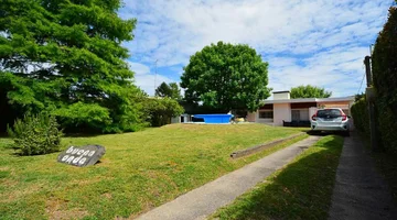 VENTA - CASA 3 DORMITORIOS Y PISCINA - LAS TOSCAS