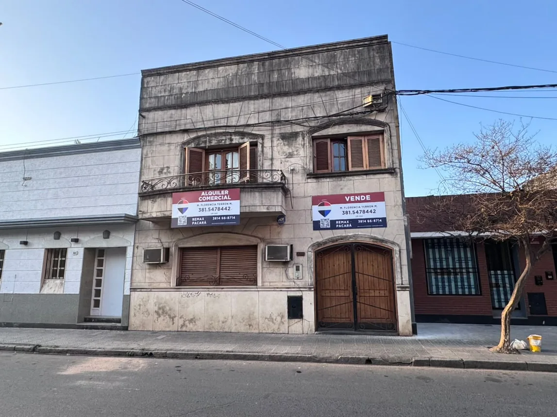 Casa de 10 ambientes en venta en San Miguel de Tucumán, Combate de Las Piedras 800