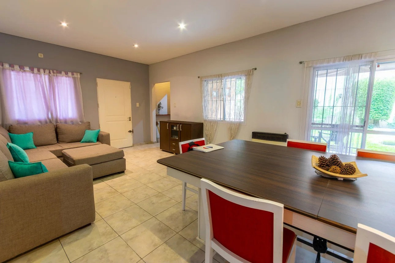 Casa en venta en Banfield, foto 5