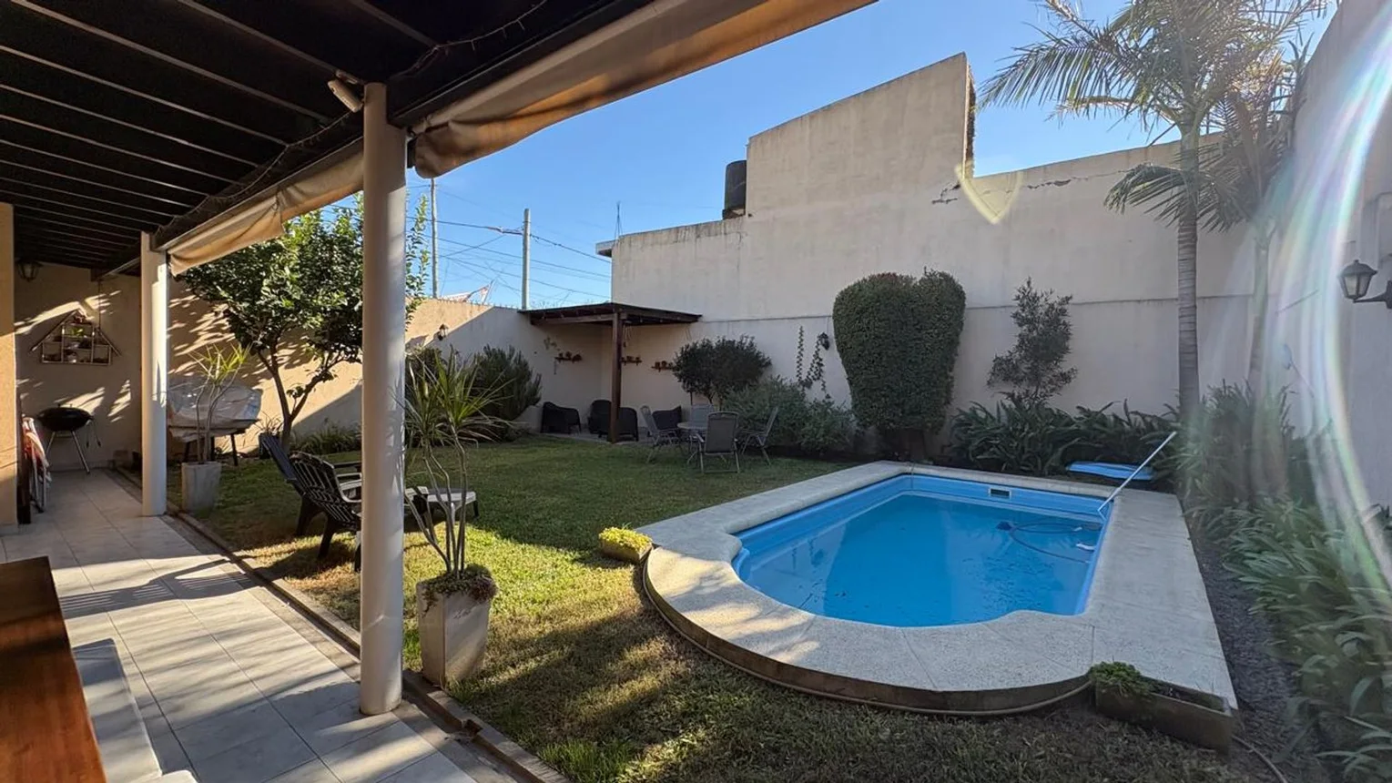 Casa en venta en Banfield, foto 3