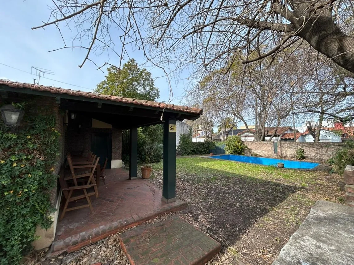 Casa en venta en Castelar, foto 2