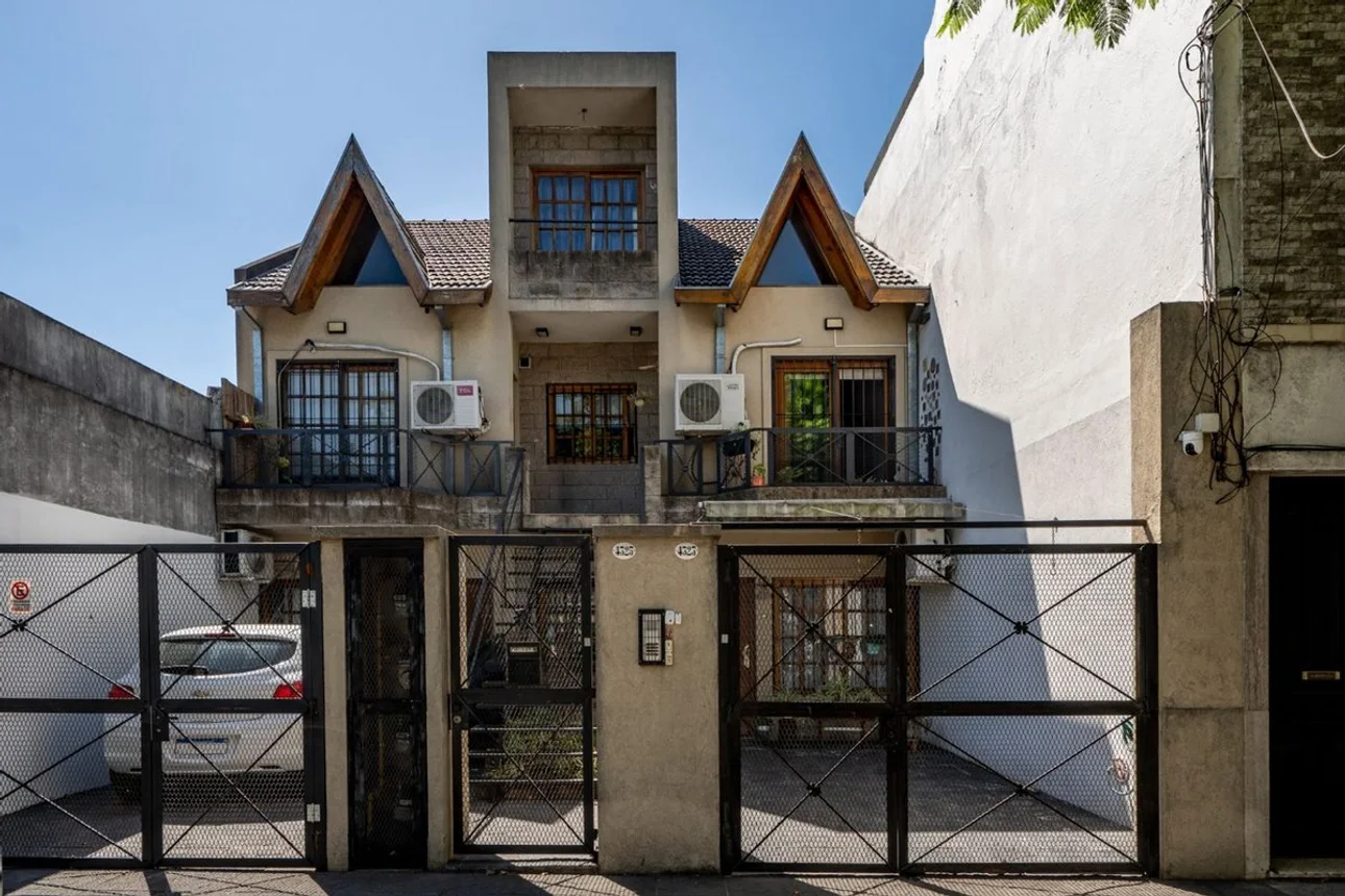 PH de 4 ambientes en venta en Floresta, Camarones 4300, foto 3