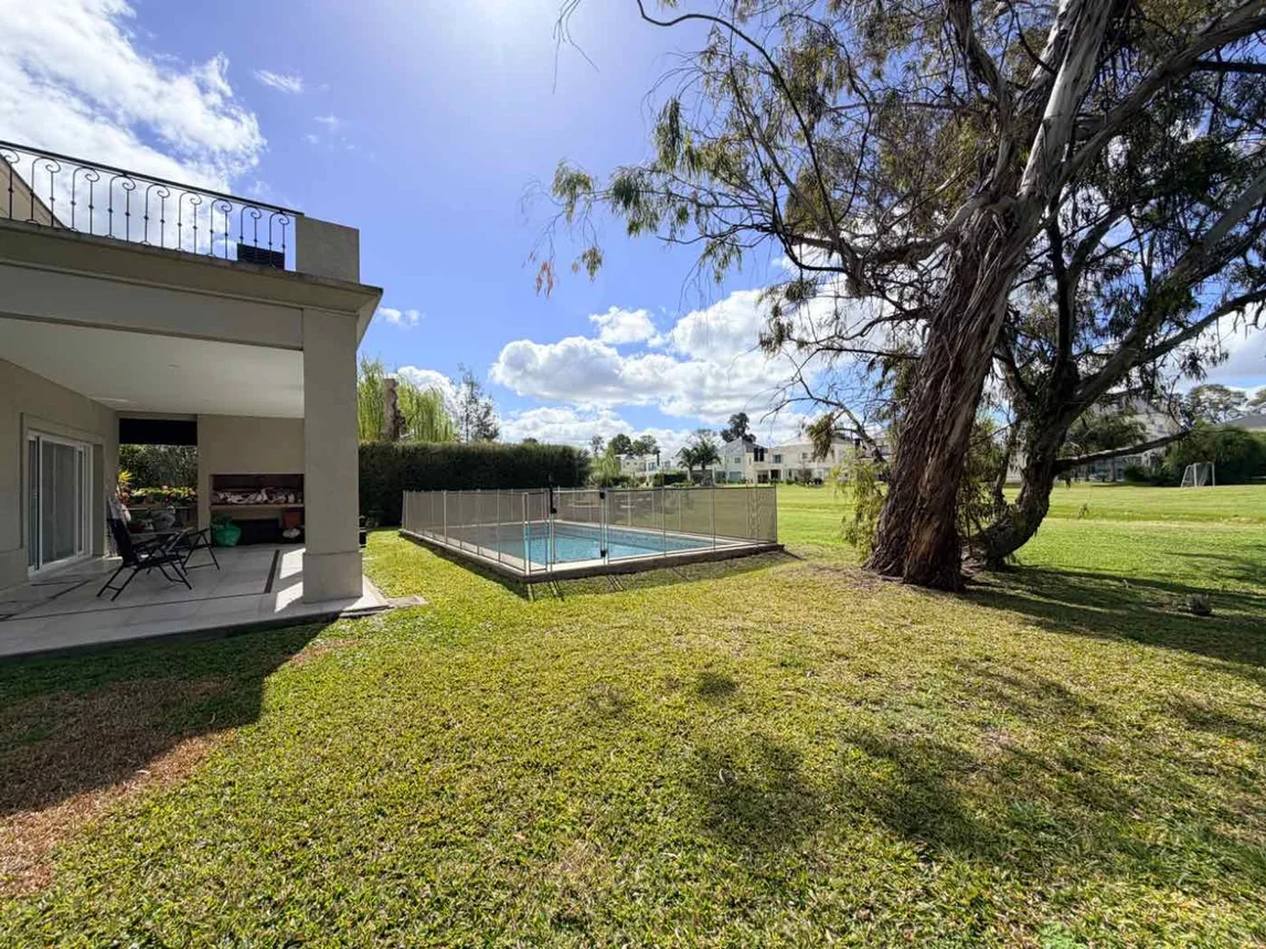 Casa en venta en Canning, foto 3